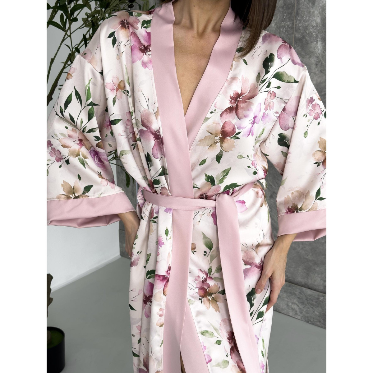 Шелковый халат женский длинный Morning Bloom Pink
