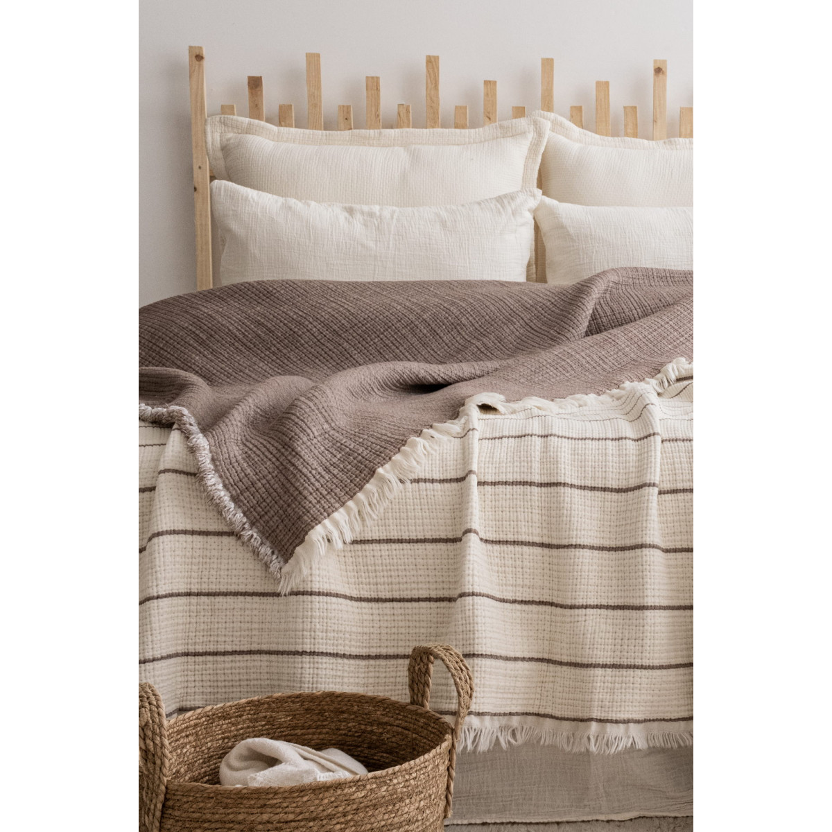Муслиновое покрывало на кровать двустороннее евро 220x240 Sante Brown Турция