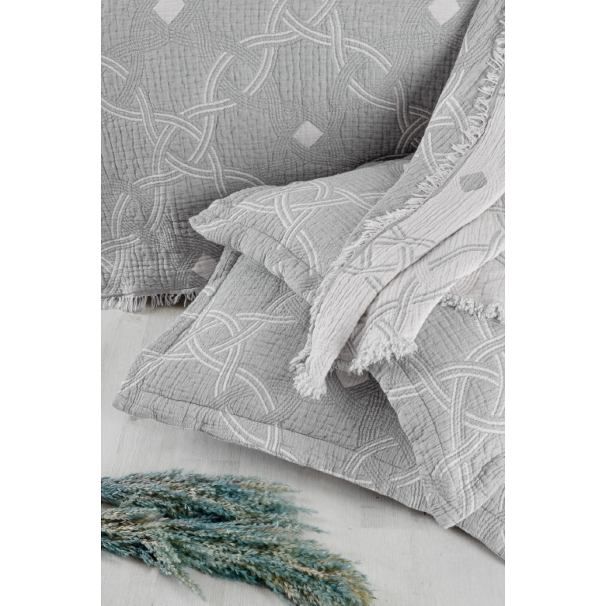 Турецкое покрывало с наволочками муслиновое 240x260 Montela Grey