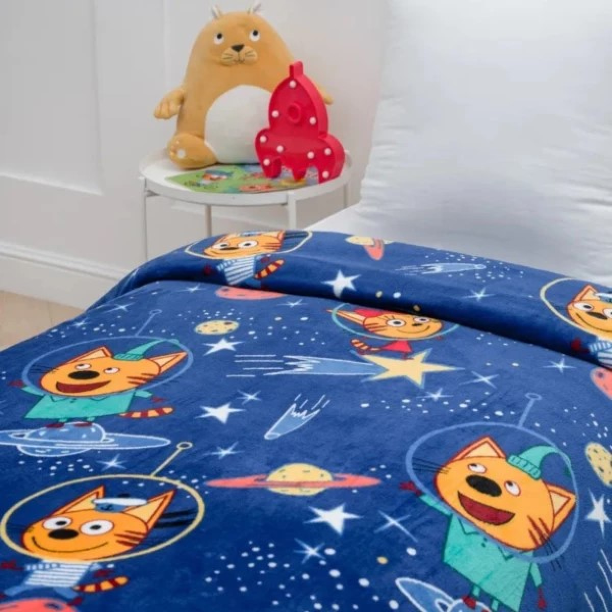 Плед флисовый на кровать/диван 150x200 Коты в Космосе