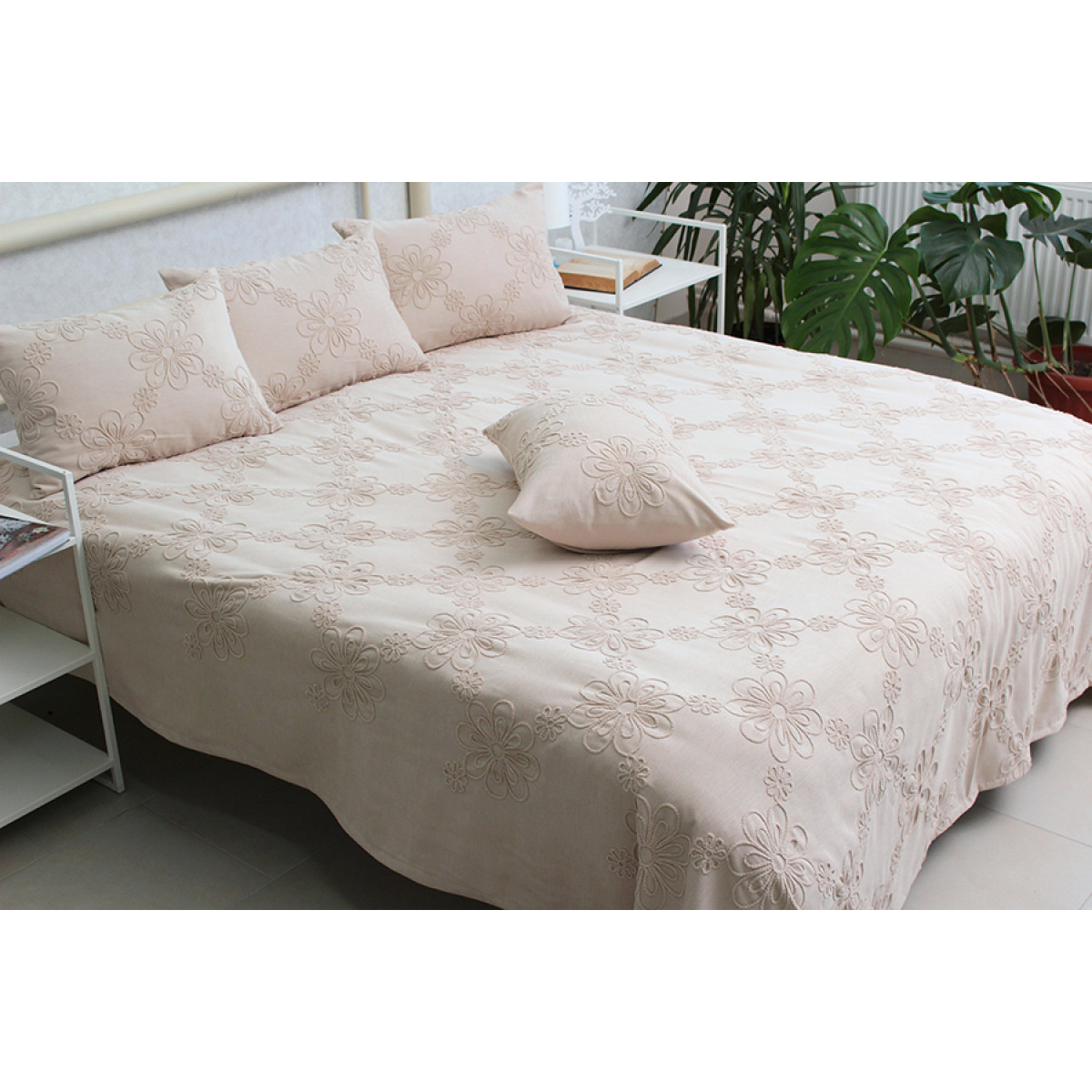 Современное покрывало на кровать бежевое хлопковое Mystery Beige