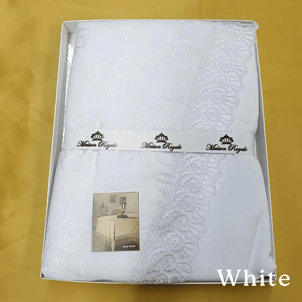 Біла скатертина на стіл овальна KDK White
