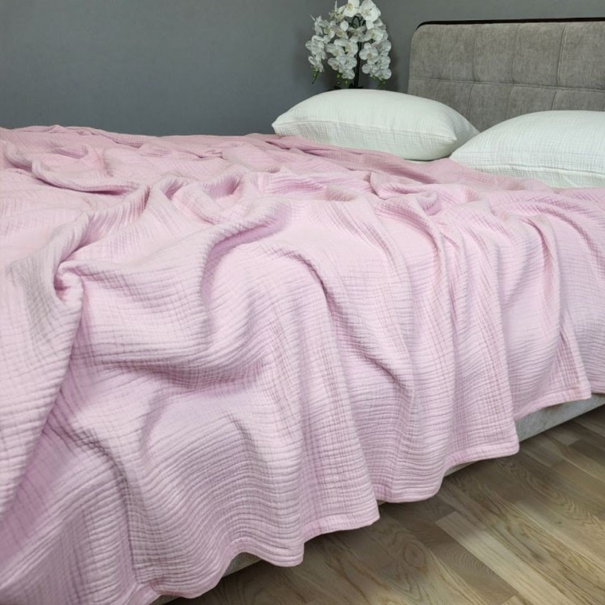 Розовое покрывало муслиновое на кровать Pink натуральный хлопок в Leron - фото