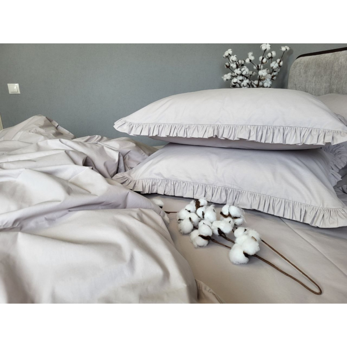 Постель из хлопка Turkish Cotton Grey Solo № S146 с рюшами