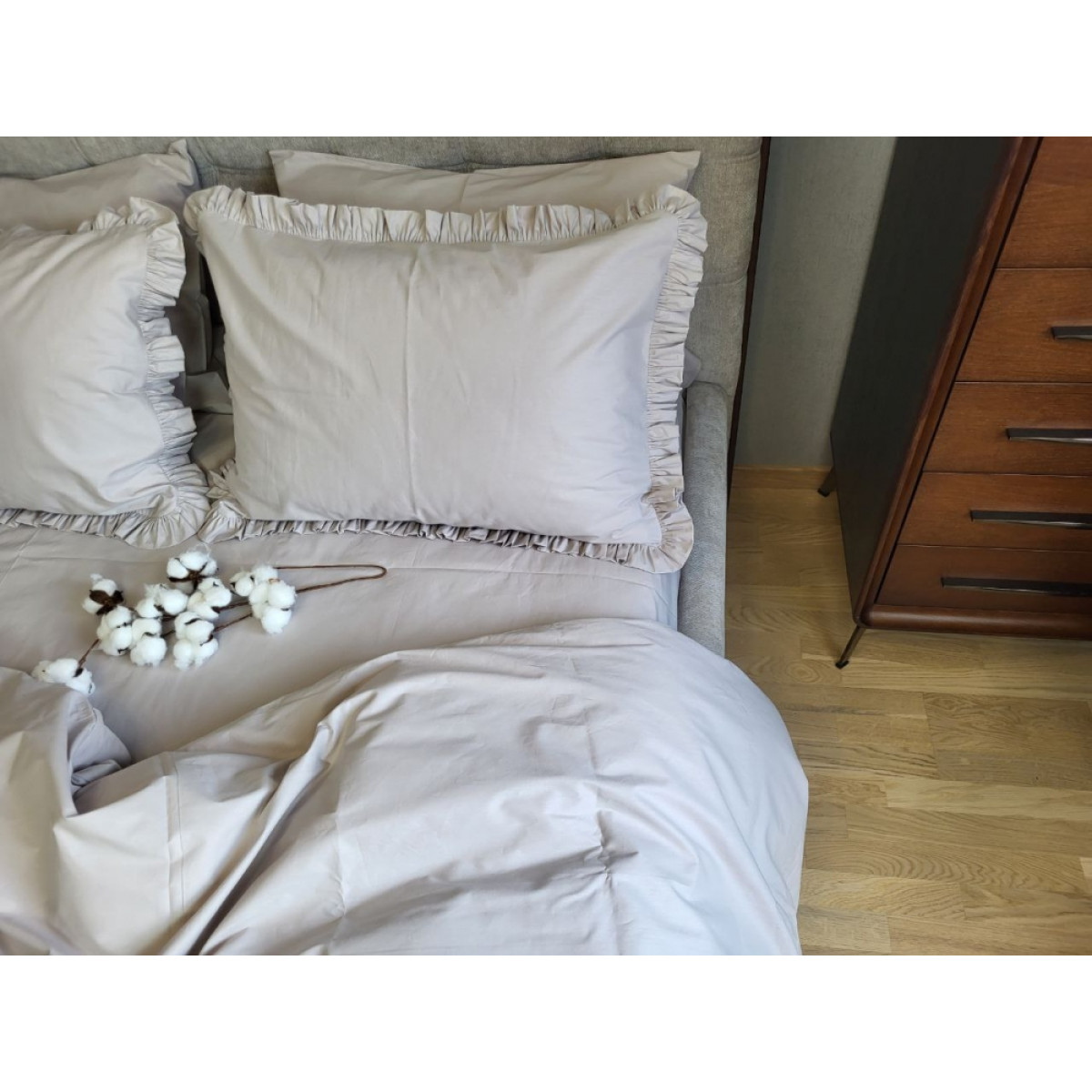 Постель из хлопка Turkish Cotton Grey Solo № S146 с рюшами