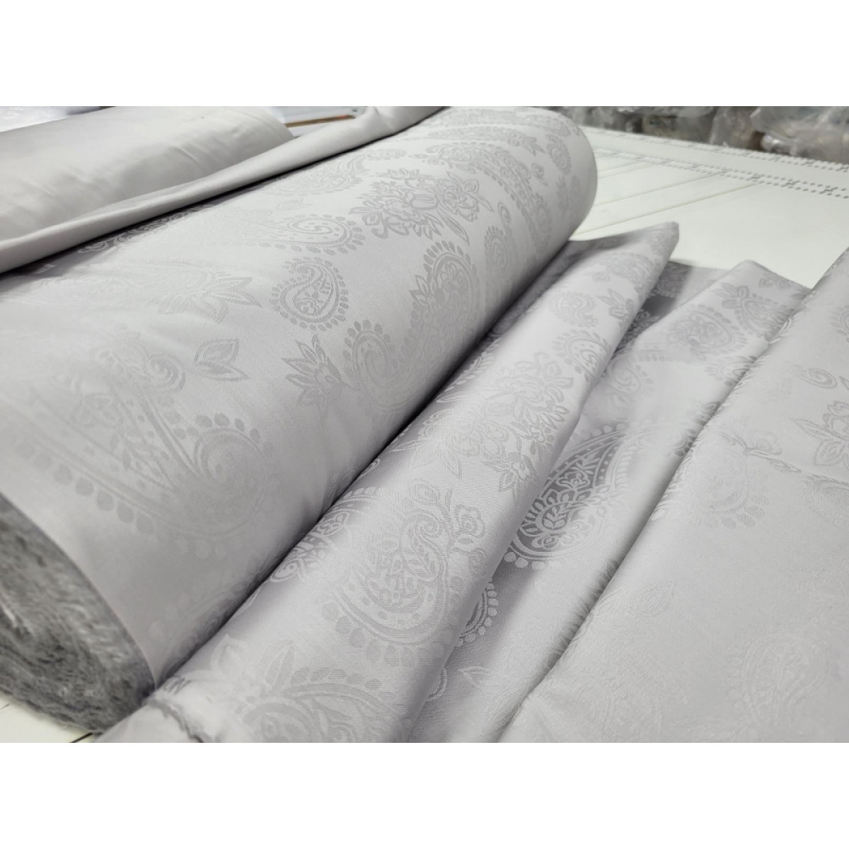Сіра постільна білизна євро жаккард сатин Paisley Grey