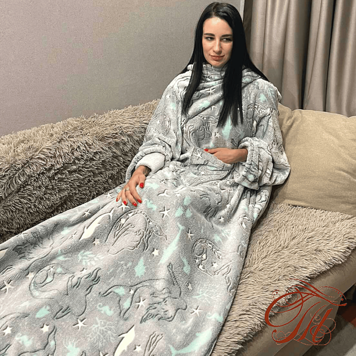 Модный теплый светящийся плед с рукавами Русалочка микрофибра