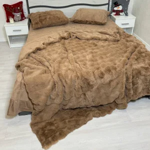 Велюровое постельное белье теплое зимнее мех Кролик Карамель
